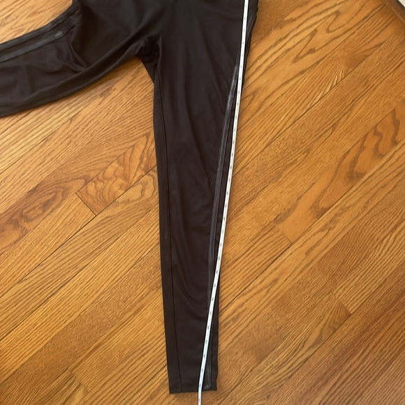 Splendid Black Leggings Double Side Stripe - Picture 6 of 11